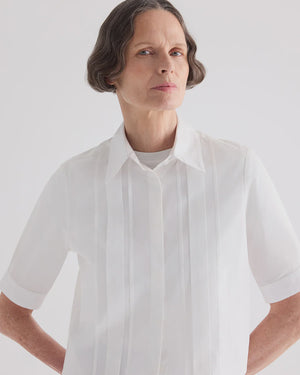 SHORT LIVED SHIRT WITH PLEATED PLACKET / WHITE