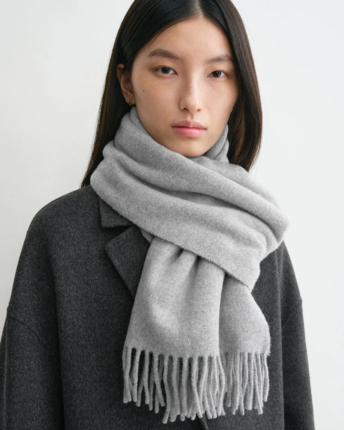 CLASSIC WOOL SCARF / LIGHT GREY MELANGE