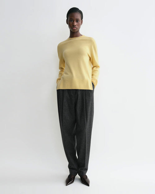 CREW-NECK CASHMERE KNIT / SOFT YELLOW