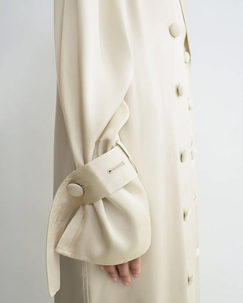 SATIN TRENCH DRESS / PEARL