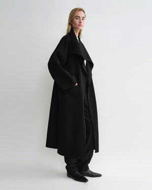 SIGNATURE WOOL CASHMERE COAT / BLACK