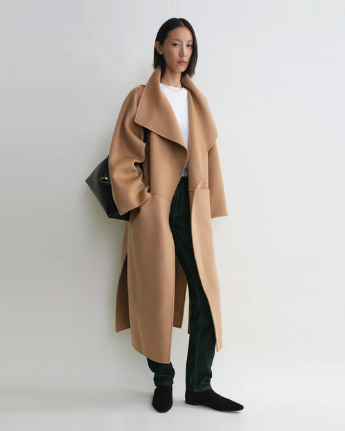 SIGNATURE WOOL CASHMERE COAT / CAMEL