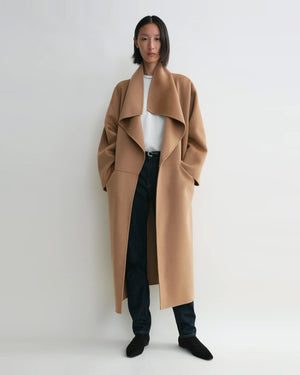 SIGNATURE WOOL CASHMERE COAT / CAMEL