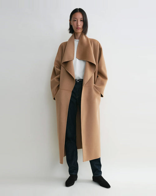 SIGNATURE WOOL CASHMERE COAT / CAMEL