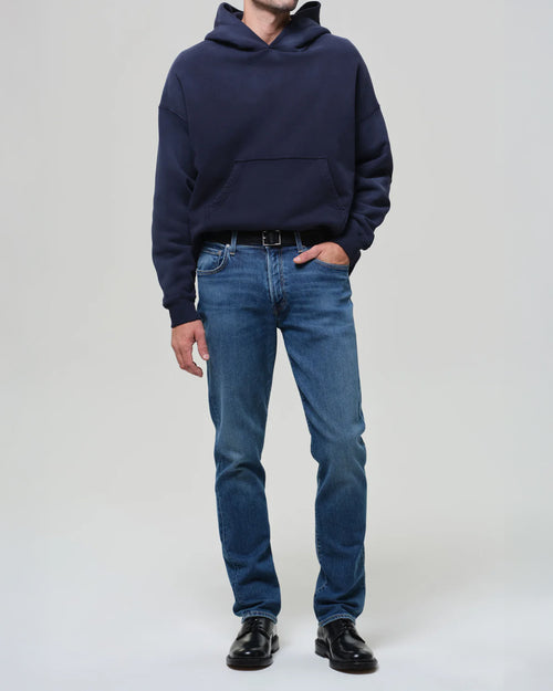 GAGE SLIM STRAIGHT PERFORM / TRUE BLUE