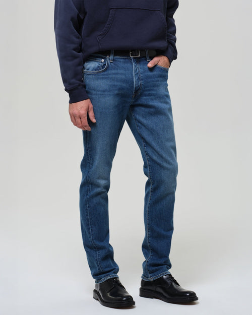 GAGE SLIM STRAIGHT PERFORM / TRUE BLUE