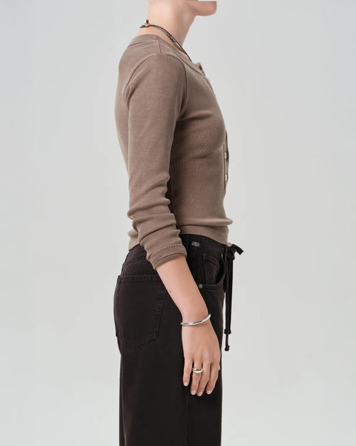 VARRA HENLEY / COCOA