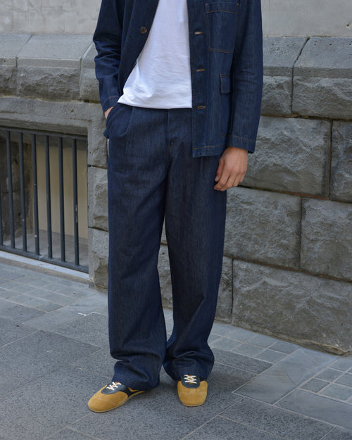 SUEDE SNEAKERS / BEIGE BLACK