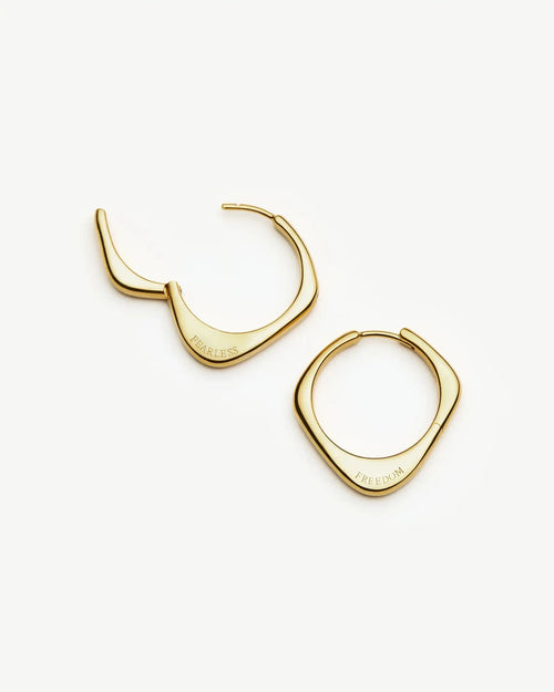 HARRIS REED FEARLESS MEDIUM HOOP EARRINGS / GOLD