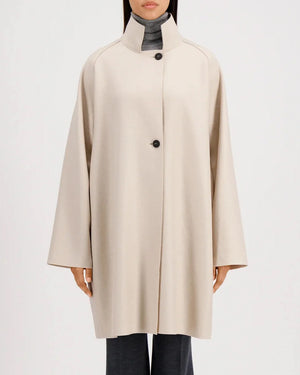 RAGLAN PRESSED WOOL CAPE / ALMOND