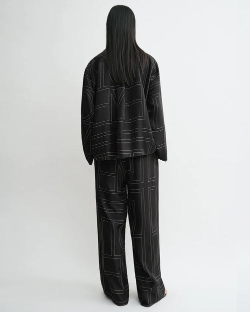 MONOGRAM SILK PJ TOP / BLACK