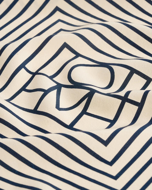 SIGNATURE MONOGRAM SILK SCARF / CREAM