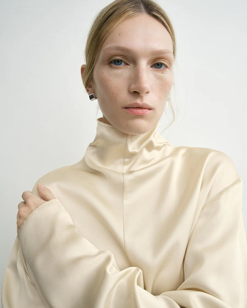 SLOUCH NECK BLOUSE / ECRU