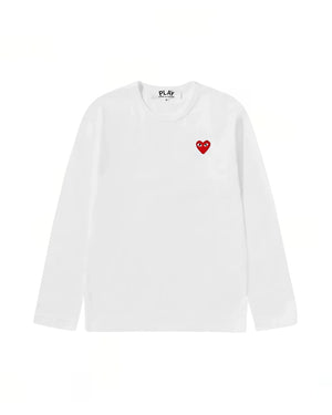 T118 UNISEX RED HEART L/S T-SHIRT / WHITE